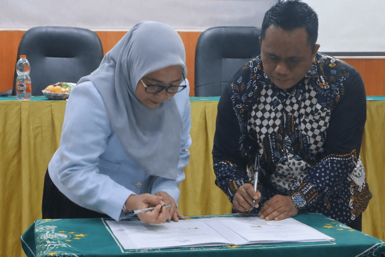 Penandatanganan Dokumen Perjanjian Kerjasama 
